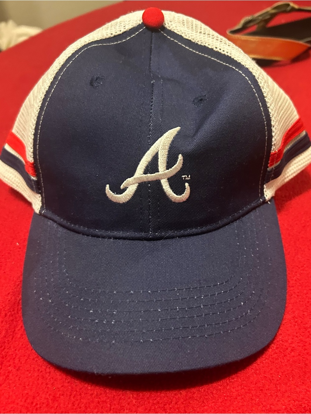 Vintage Atlanta Braves Embroidered Navy and White Logo Baseball Cap - Picture 2 of 5